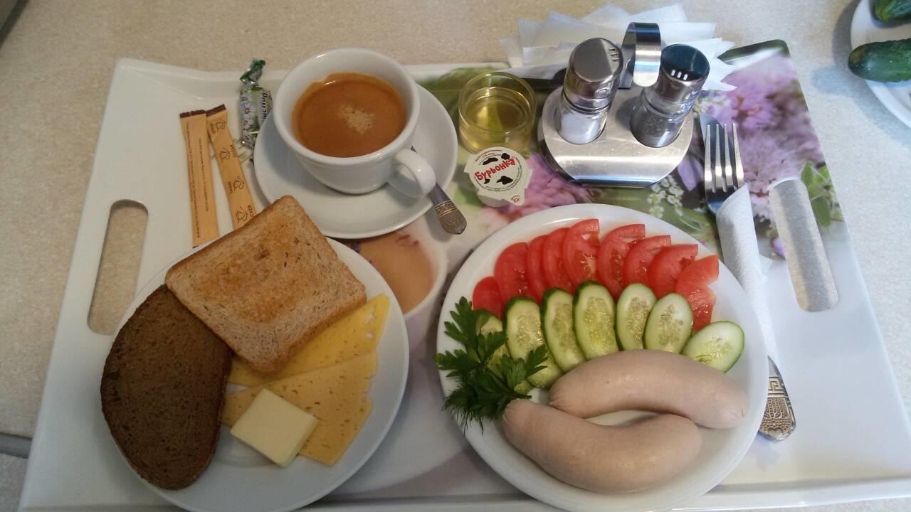 Aparthotel On Klinichna St. Киев Екстериор снимка